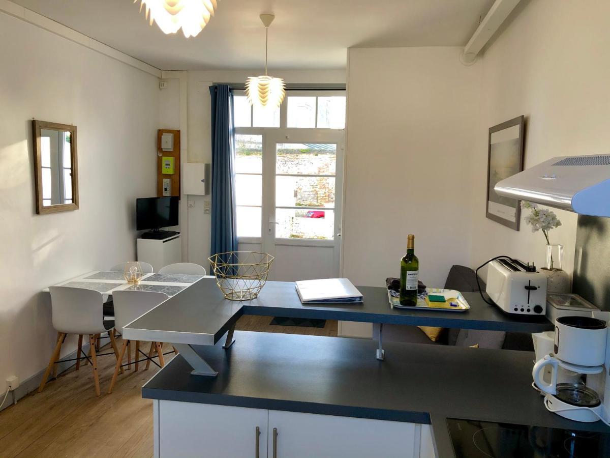 L'Heure Bleue Villa Крот Екстериор снимка